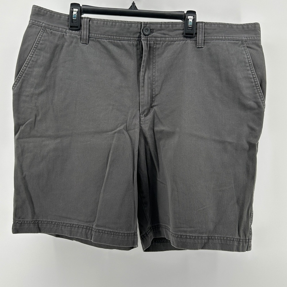 IZOD Flat Front Chino Shorts Charcoal Gray Men 44 100% Cotton Everyday Preppy